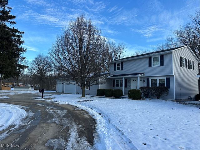 915 Nautical Drive, Vermilion, OH 44089