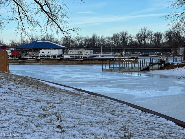 915 Nautical Drive, Vermilion, OH 44089