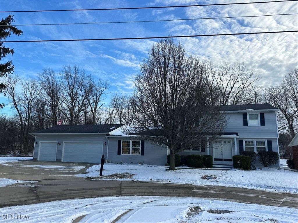 915 Nautical Drive, Vermilion, OH 44089