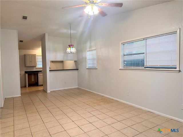 614 Mill Street B, San Marcos, TX 78666