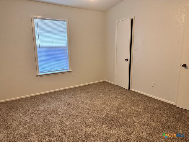 614 Mill Street B, San Marcos, TX 78666