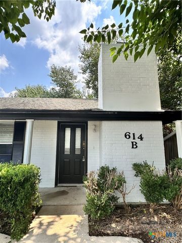 614 Mill Street B, San Marcos, TX 78666