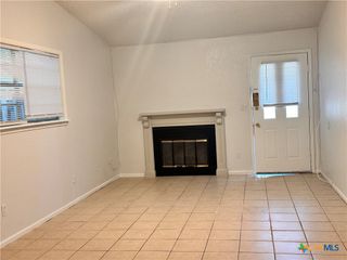 614 Mill Street B, San Marcos, TX 78666