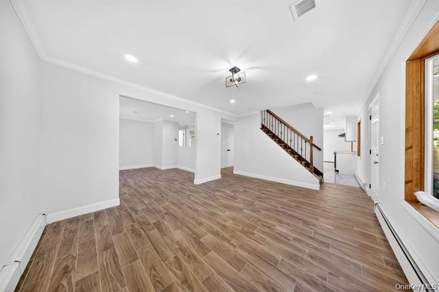 84 Cornflower, Levittown, NY 11756