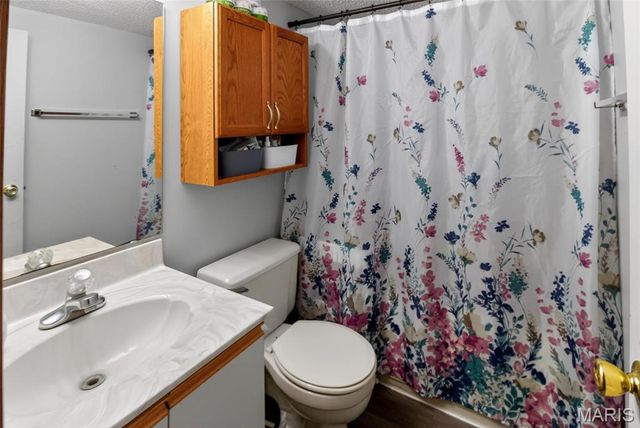 7302 Carriwood Drive, Cedar Hill, MO 63016