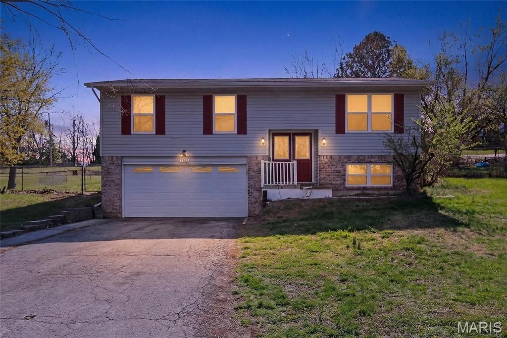 7302 Carriwood Drive, Cedar Hill, MO 63016