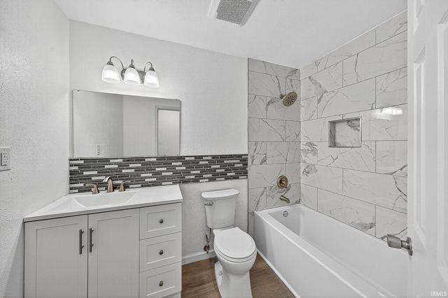 1747 N Olive Street, South Bend, IN 46628