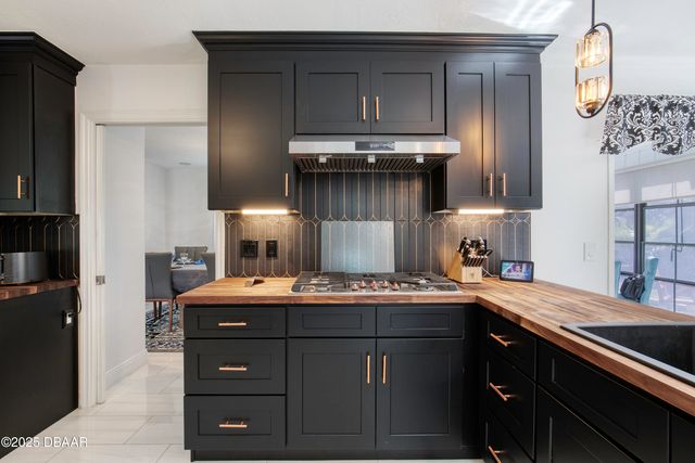 1014 Stagger Bush Place, New Smyrna Beach, FL 32168