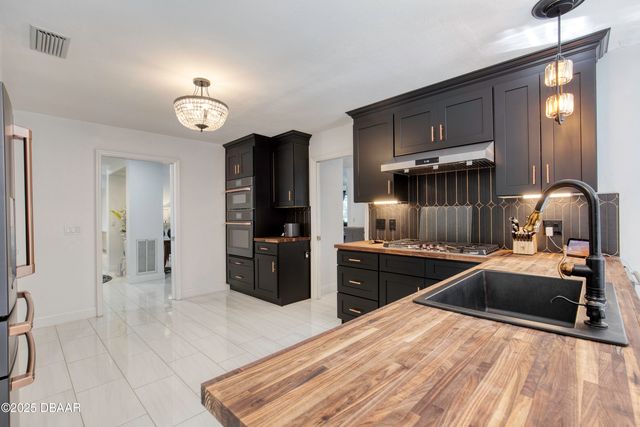 1014 Stagger Bush Place, New Smyrna Beach, FL 32168