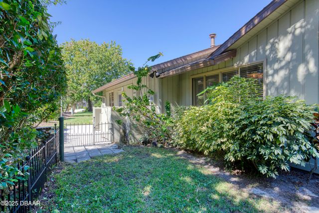 1014 Stagger Bush Place, New Smyrna Beach, FL 32168