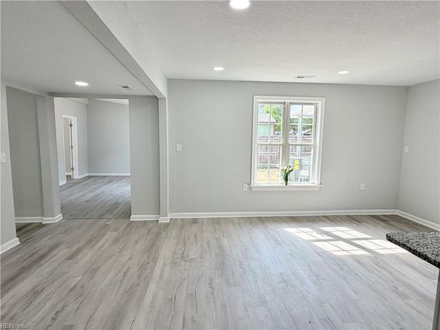 1012 Towanda RD, Virginia Beach, VA 23464