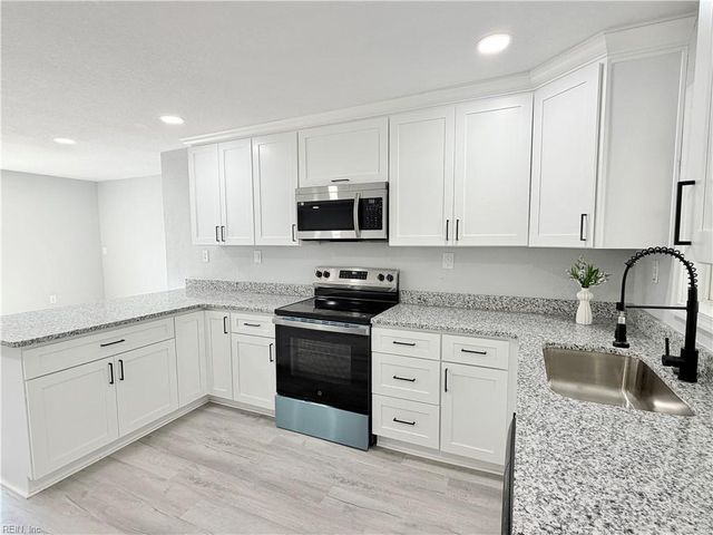 1012 Towanda RD, Virginia Beach, VA 23464