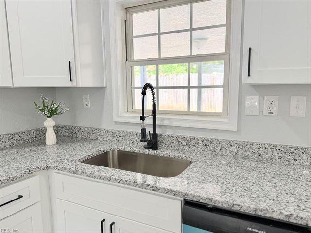1012 Towanda RD, Virginia Beach, VA 23464