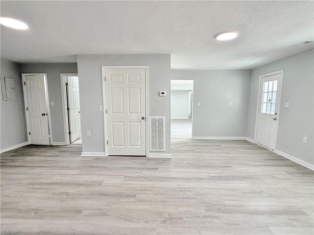 1012 Towanda RD, Virginia Beach, VA 23464