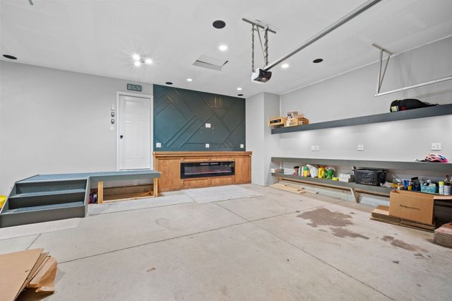 2112 Waller Avenue, Norwalk, IA 50211