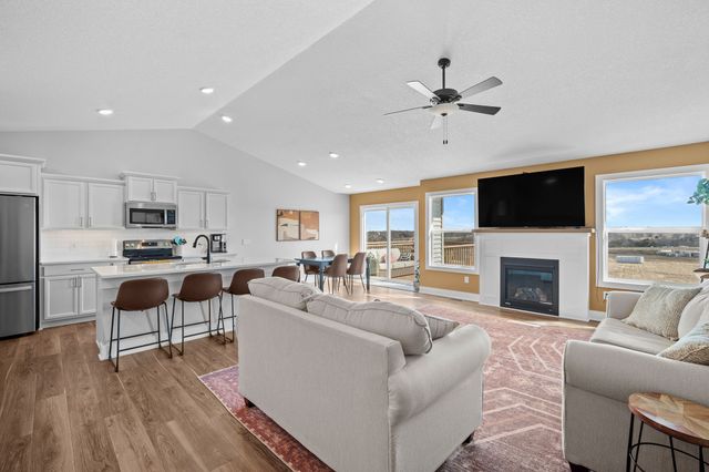 2112 Waller Avenue, Norwalk, IA 50211