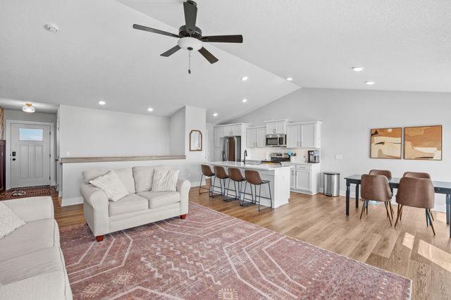 2112 Waller Avenue, Norwalk, IA 50211