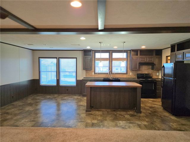 409 Birch Hill Lane, Somerville, TX 77879