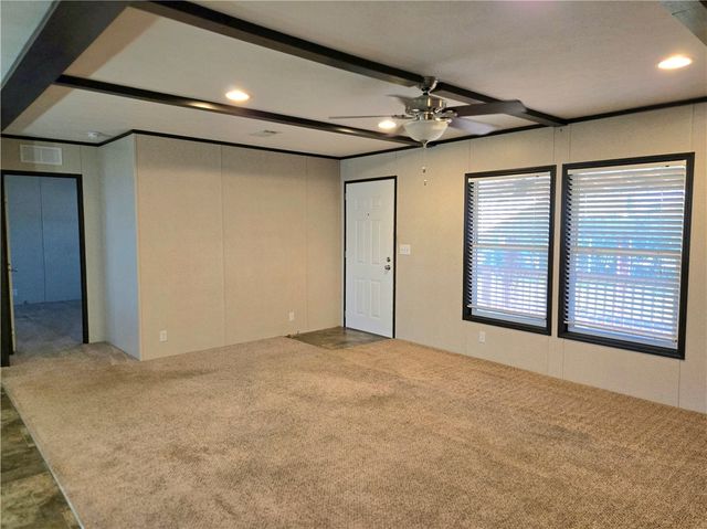 409 Birch Hill Lane, Somerville, TX 77879