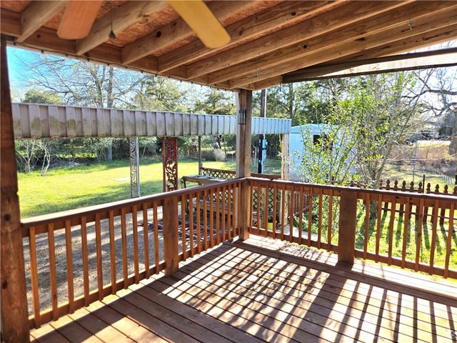 409 Birch Hill Lane, Somerville, TX 77879