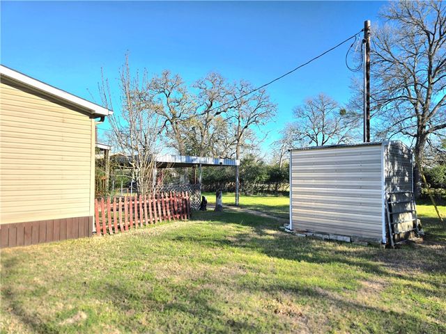409 Birch Hill Lane, Somerville, TX 77879