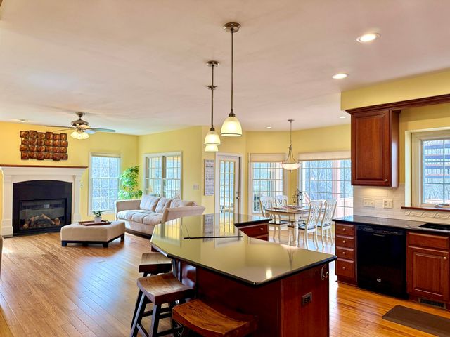 5428 Lohr Lake Drive, Pittsfield Charter Twp, MI 48108