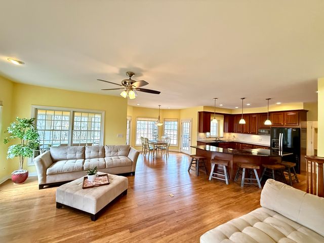 5428 Lohr Lake Drive, Pittsfield Charter Twp, MI 48108