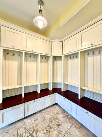 5428 Lohr Lake Drive, Pittsfield Charter Twp, MI 48108