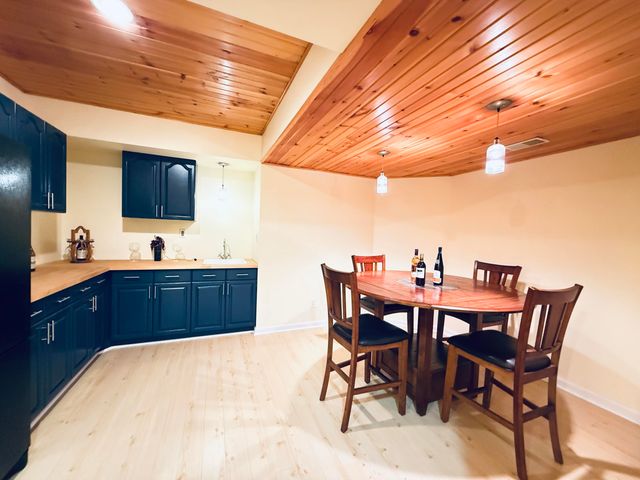 5428 Lohr Lake Drive, Pittsfield Charter Twp, MI 48108