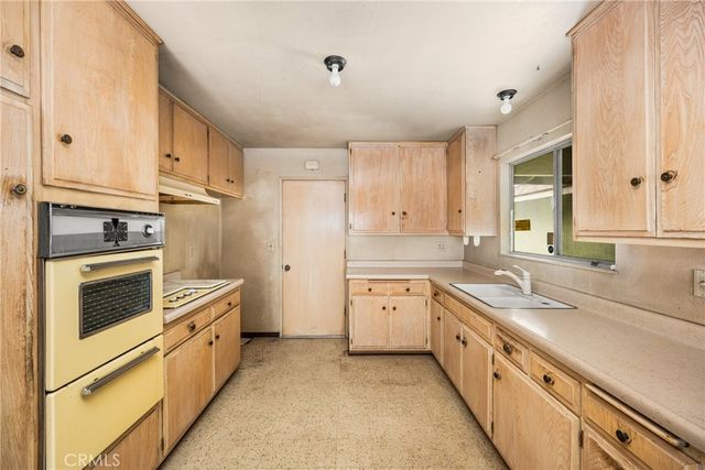 1710 Evergreen, Fullerton, CA 92835