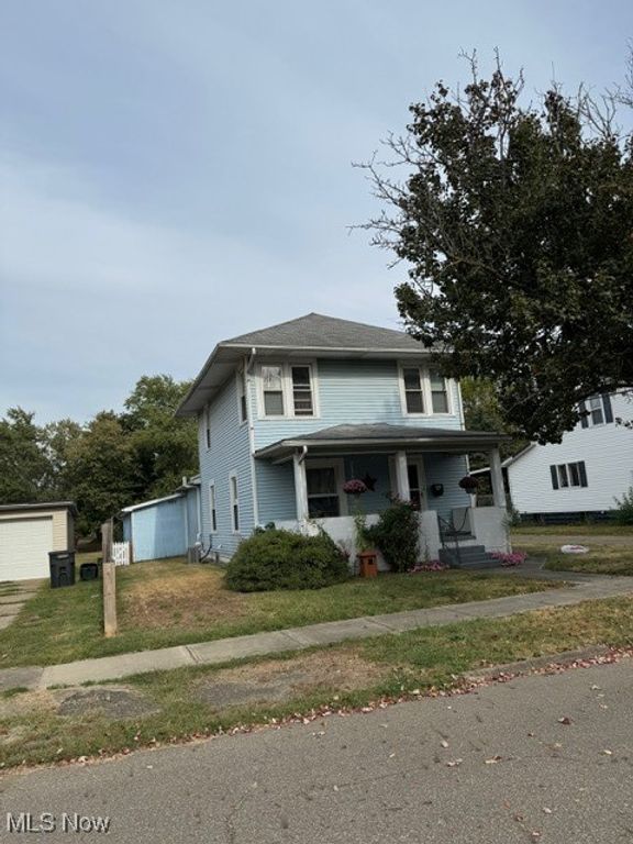 1023 Prospect Avenue NW, New Philadelphia, OH 44663