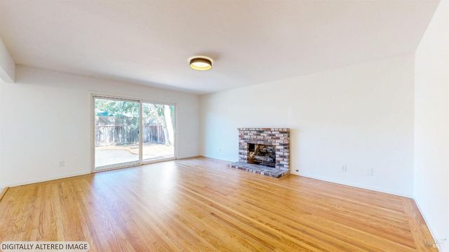 2257 Yucca St, Santa Rosa, CA 95405