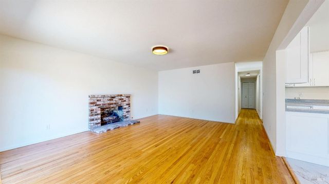 2257 Yucca St, Santa Rosa, CA 95405