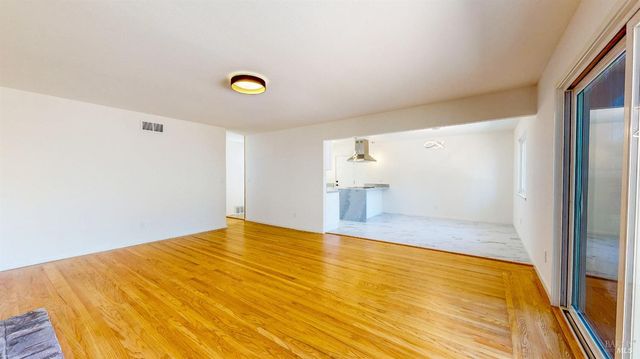 2257 Yucca St, Santa Rosa, CA 95405