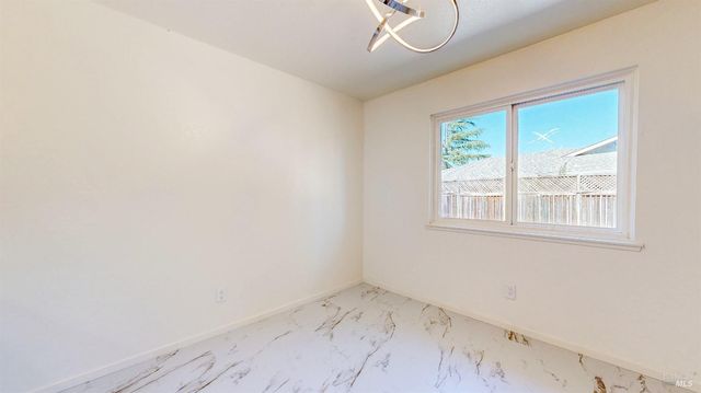 2257 Yucca St, Santa Rosa, CA 95405