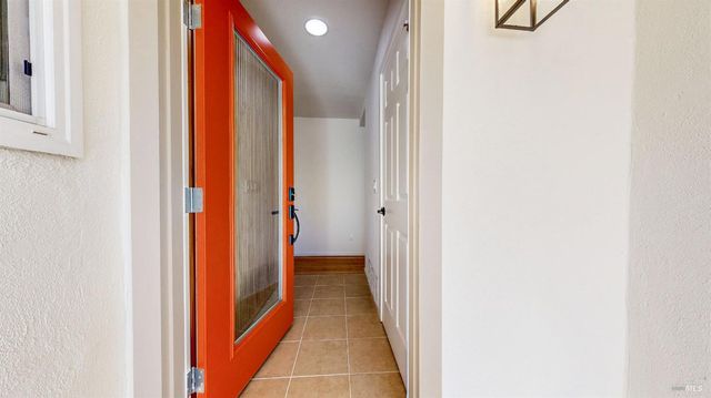 2257 Yucca St, Santa Rosa, CA 95405