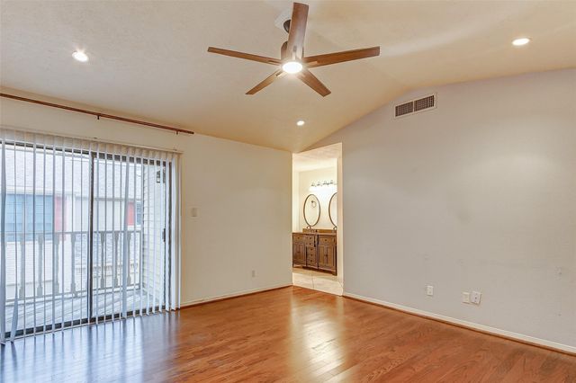 7350 Kirby Drive 5, Houston, TX 77030