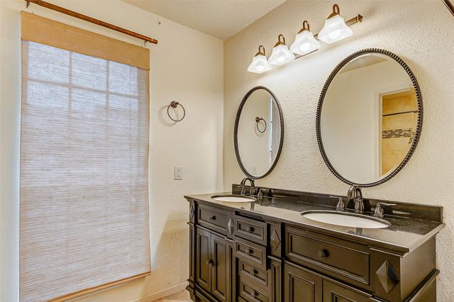 7350 Kirby Drive 5, Houston, TX 77030