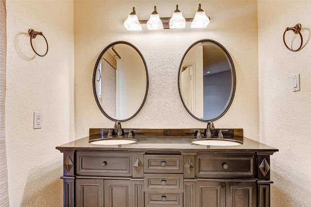7350 Kirby Drive 5, Houston, TX 77030