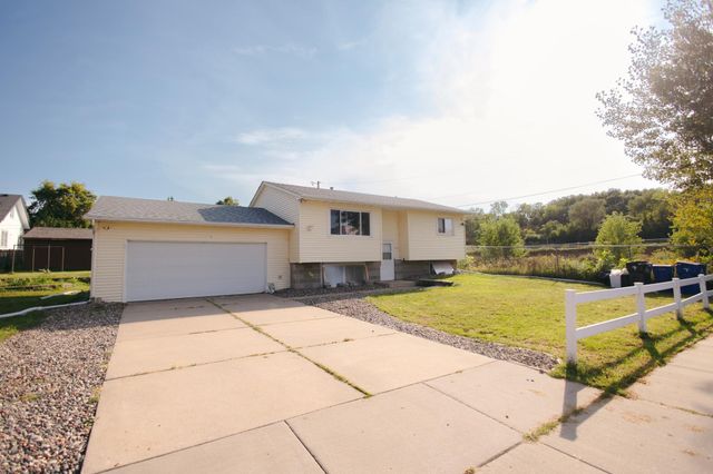 254 Idaho Avenue W, Saint Paul, MN 55117