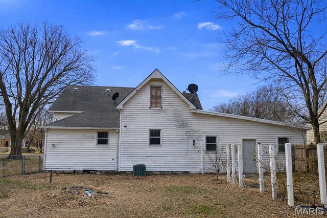 217 S Lincoln Street, East Prairie, MO 63845