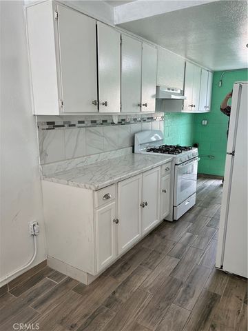 19153 First St, Oro Grande, CA 92368