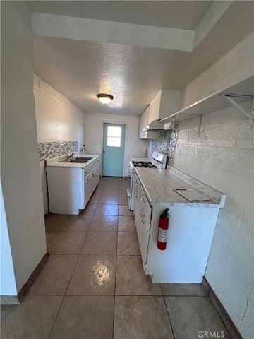 19153 First St, Oro Grande, CA 92368