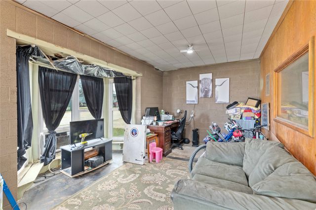 505 Willis, Santa Anna, TX 76878