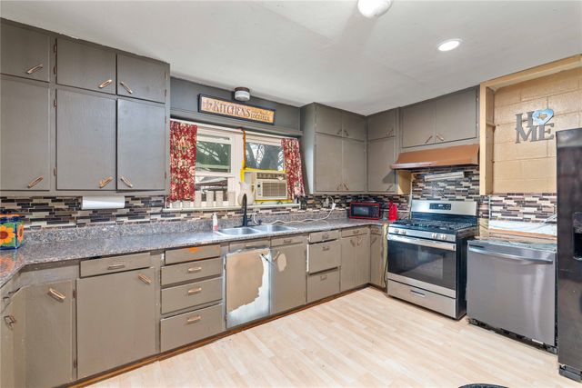 505 Willis, Santa Anna, TX 76878