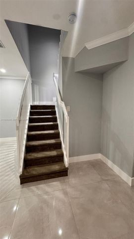 14962 SW 9th Ter, Miami, FL 33194