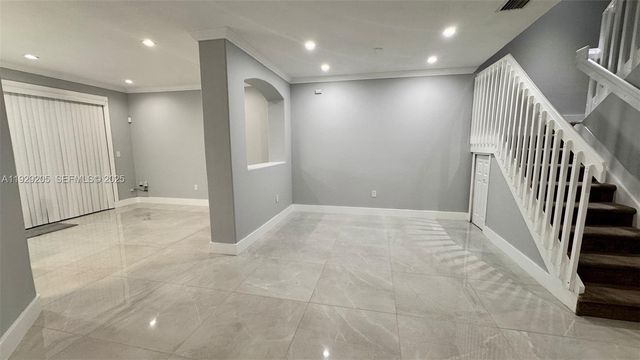 14962 SW 9th Ter, Miami, FL 33194