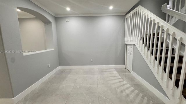 14962 SW 9th Ter, Miami, FL 33194