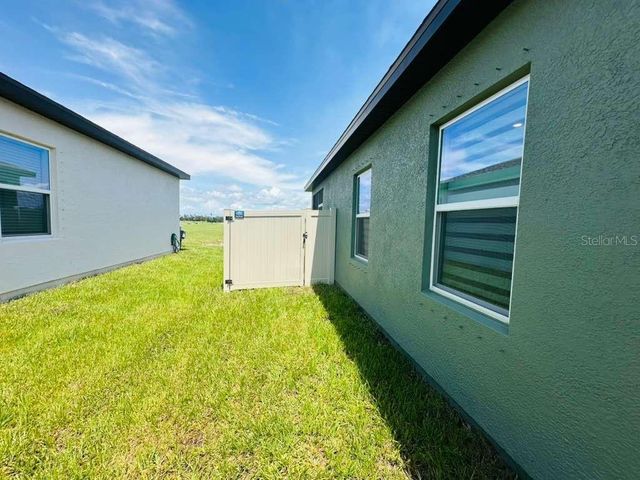 10473 CURVING CREEK LOOP, Parrish, FL 34219