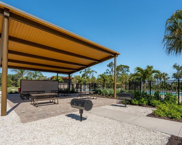 10473 CURVING CREEK LOOP, Parrish, FL 34219